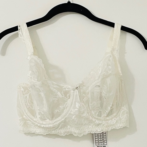 Fantasie Set - Ivory Lace Bralette & Brazilian Thong Set - Picture 7 of 16